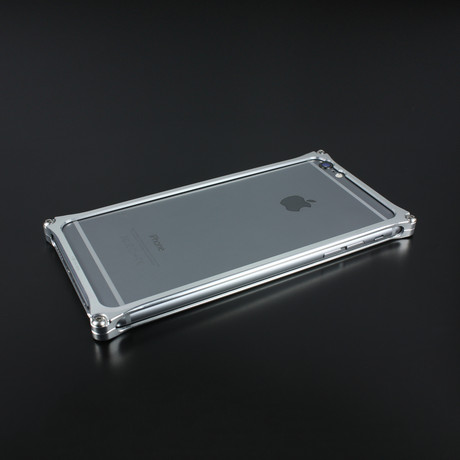 GILD Design Solid Bumper // Silver             (iPhone 7)