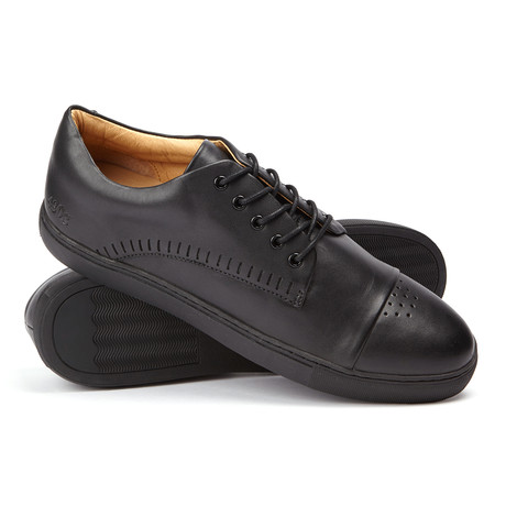 Gram // 430g Leather Low-Top Perforated Toe Sneaker // Black