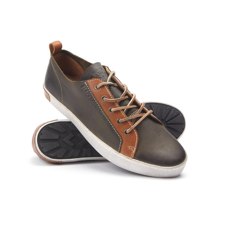Blackstone Shoes // Low Top Lace-Up Sneaker // Khaki  (Euro: 42)
