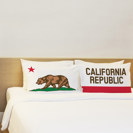 California State Flag // Pillow Case // Set of 2
