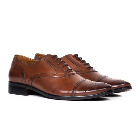 Leather Lace-Up Derby // Brown