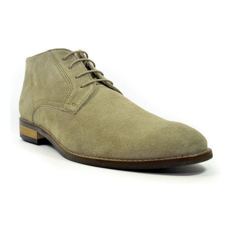 Holborn Lace Up Suede Chukka // Taupe