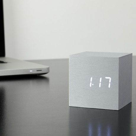 Cube Click Clock // Aluminum             (White LED)
