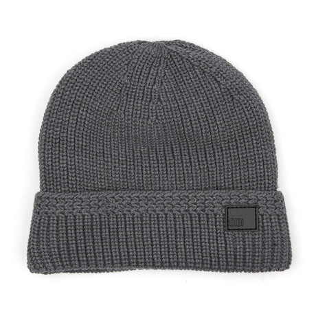 Faux Fur Lined Cable Knit Beanie // Grey