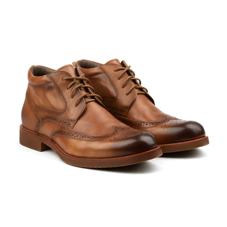 Classic Wing-Tip Boot // Tobacco