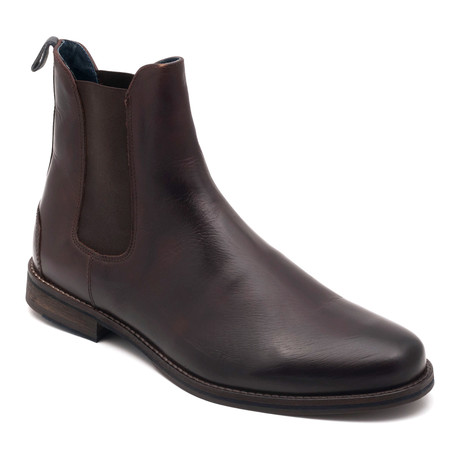 Classic Chelsea Boot // Brown