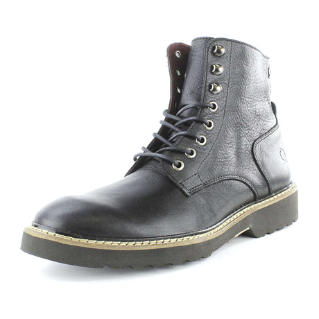 Change Lace-Up Boot // Black