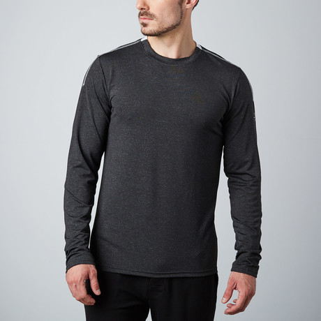 Venture Fitness Tech Long-Sleeve T-Shirt // Black