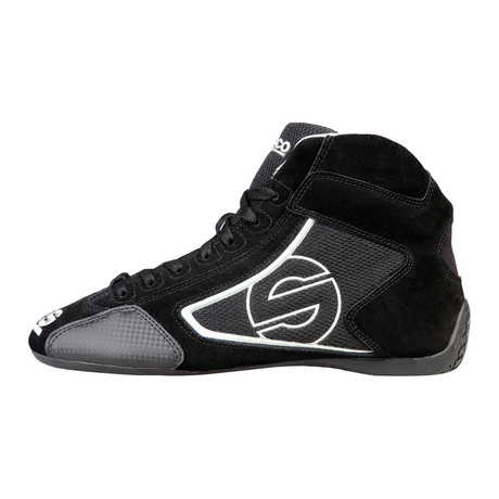 Yas Mid-Top Sneaker // Black