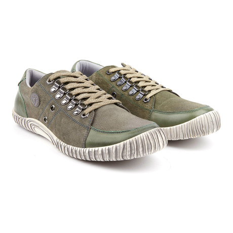 Lucky Dog Low-Top Leather Sneaker // Green