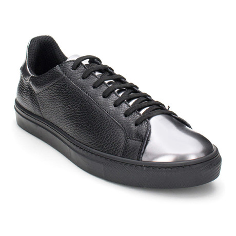 Soccavo Mixed Texture Lace-Up Sneaker // Black