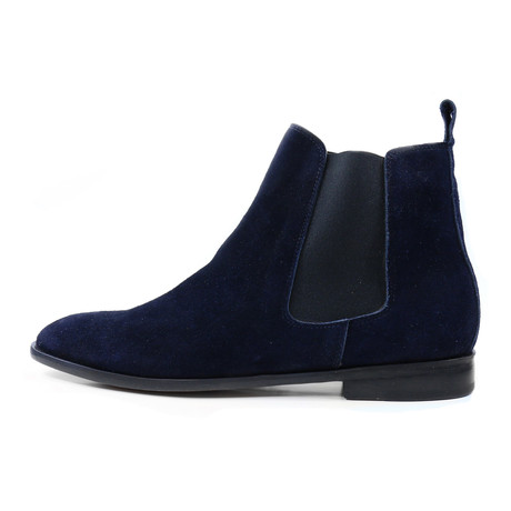 Naval Chelsea Boots // Navy