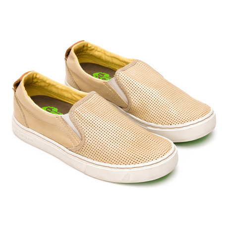 Soumei Perforated Slip-On // Cafe Latte