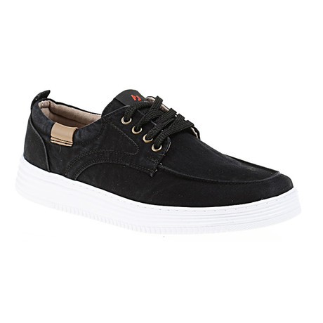 Thick Sole Stitched Lace-Up Sneaker // Black