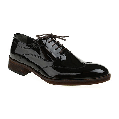 Patent Lace-Up Wingtip Oxford // Black