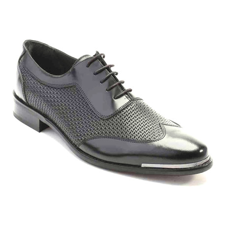 Aanand Perforated Wingtip Oxford // Antique Black