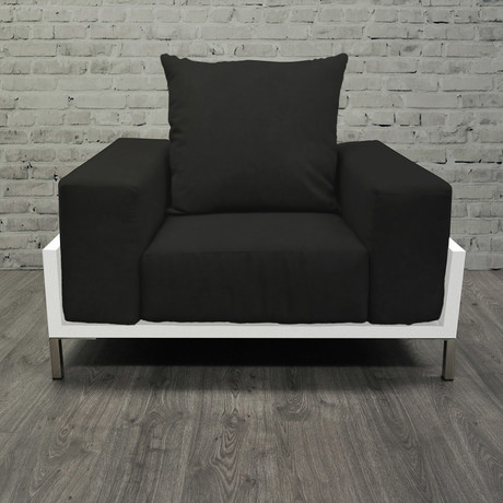 Nubis // Lounge Chair // White