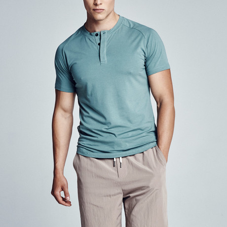 Clovis Henley Shirt // Mint