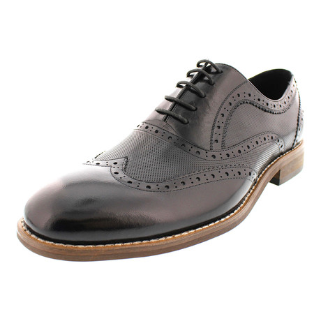 Raleigh Perforated Wing-Tip Oxford // Black