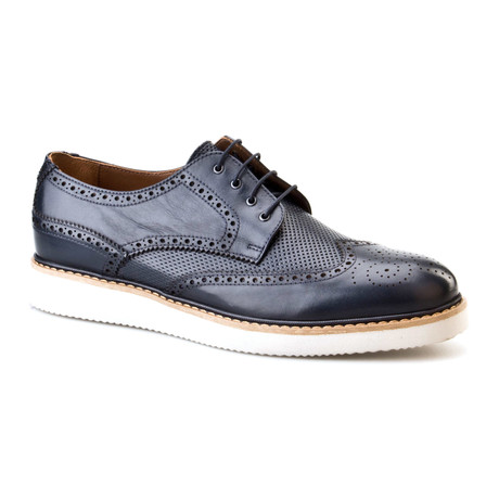 Asil Wingtip Brogue // Dark Blue