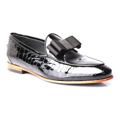 Patent Croc Embossed Piped Ribbon Loafer // Black