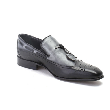 Mixed Texture Perforated Wingtip Tassel Loafer // Black