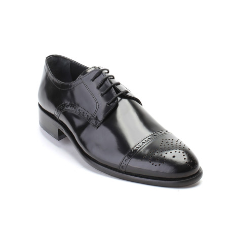 Patent Perforated Captoe Derby // Black