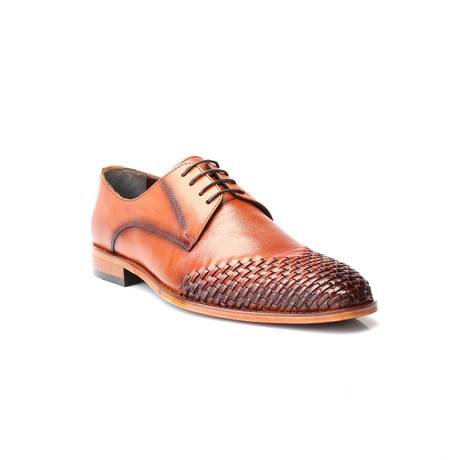 Woven Toe Lace-Up Derby // Tobacco