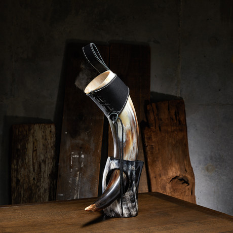 Nostos + Wolf // Polished Short Drinking Horn + Leather Holster