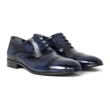 Perforated Toe Brogue Oxford // Navy Blue