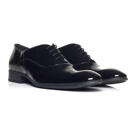 Patent Lace-Up Oxford // Black