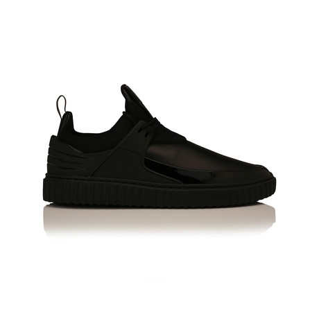 Castucci Low-Top Sneaker // Black