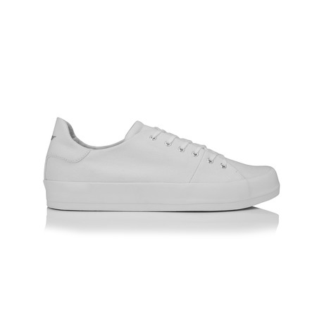 Carda Canvas Low-Top Sneaker // White
