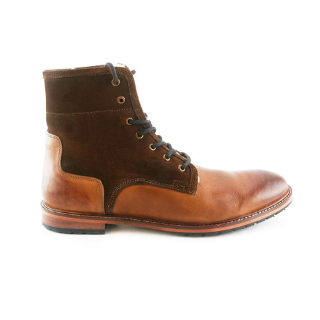 Pipers Lace-Up Boot // Brown