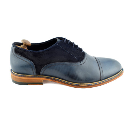 Ryder Captoe Oxford // Navy