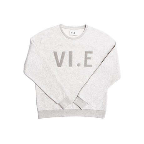 VI. E Sweatshirt Embroidery // Silver Cloud