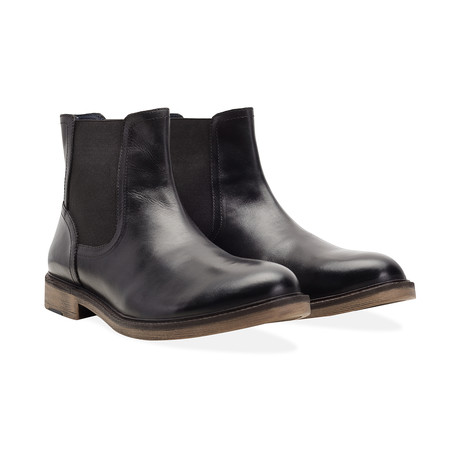 Redcliffe Chelsea Boot // Black