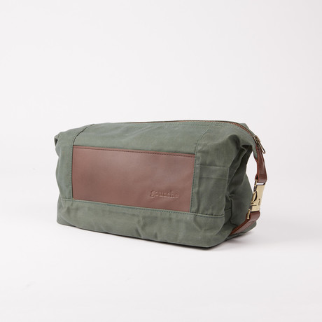 Theodor Toiletry Pouch // Vine Green