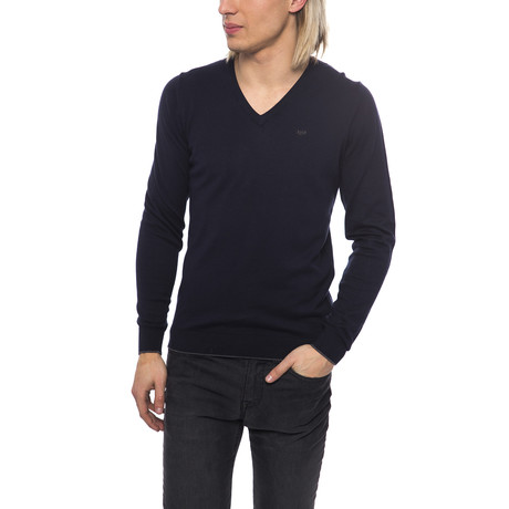 Tricot Riki V-Neck Sweater // Navy Blue