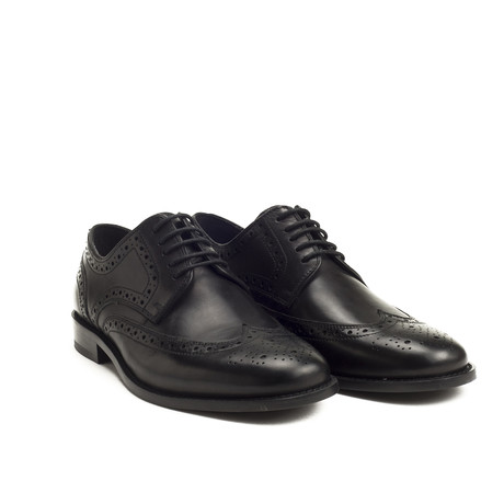 Dudley Wing Tip Oxford // Black