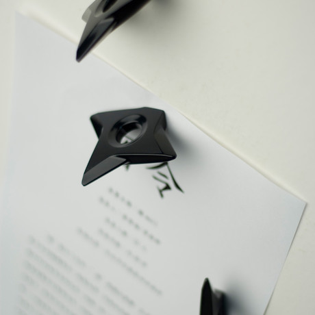 Ninja Shuriken Magnet
