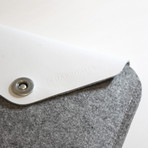 Slanted MacBook Pro Sleeve // White Leather w/ Grey Wool (15" MacBook Pro)