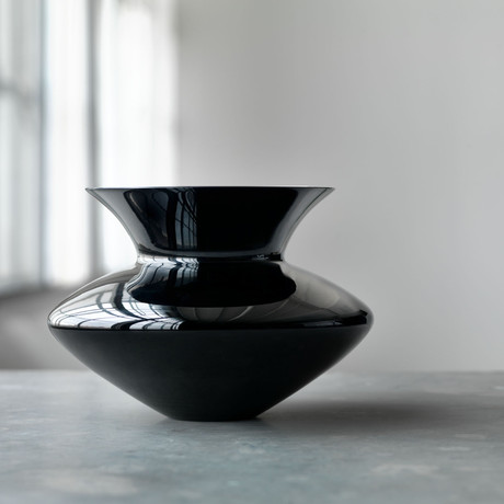 Alev Siesbye Vase- Large Black