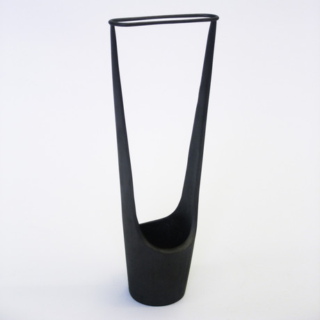 Dark Vase 10.24"