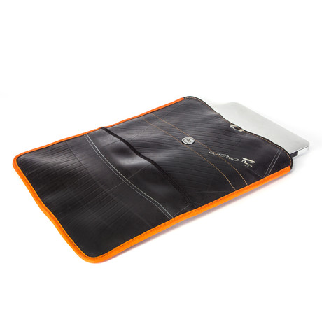 Zalva Tiretube Laptop Cover // Orange