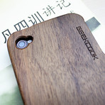 iPhone 4/4S Case // Walnut Wood