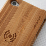 iPhone 4/4S Case // Bamboo RFID