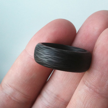 Sidecut Solid Carbon Fiber Ring (Size 6)