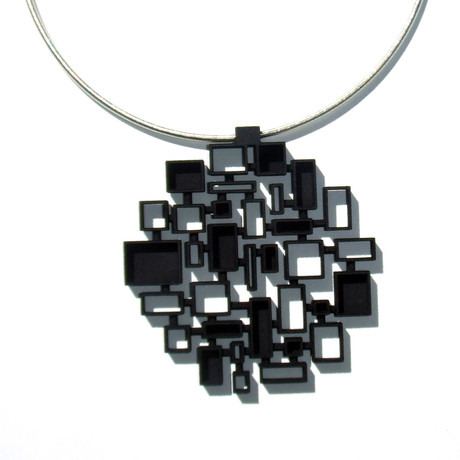 Mosaic Circle Pendant // Black