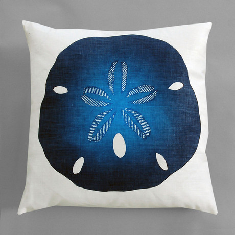 Pillow // Sand Dollar